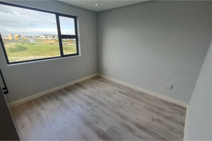 To Let 3 Bedroom Property for Rent in Sandown Western Cape